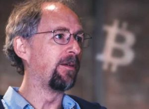 Adam Back diz que Bitcoin pode chegar a “7 dígitos”